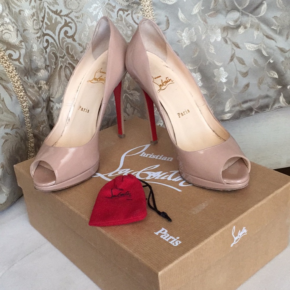 Christian Louboutin nude heels